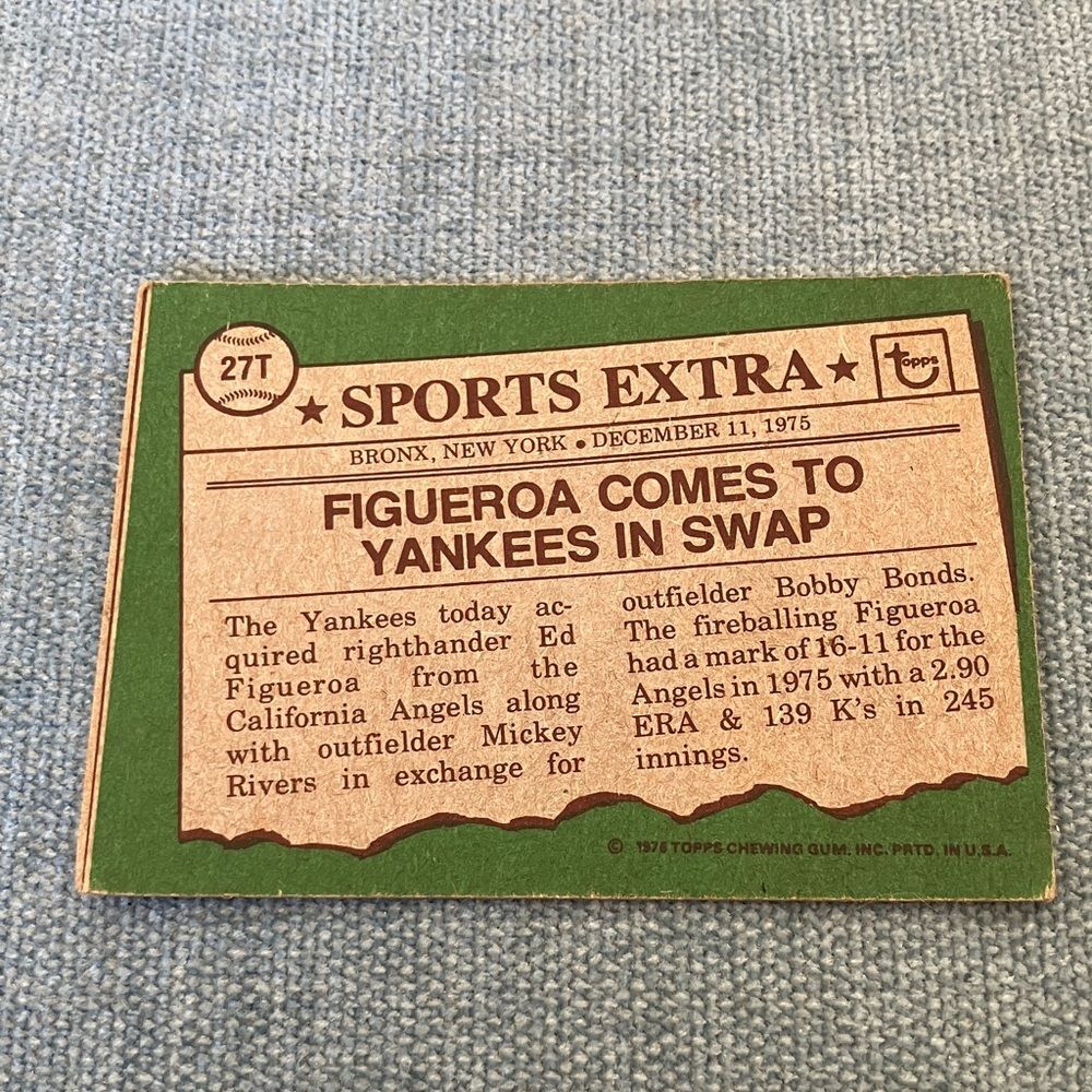 1976 Topps New York Yankees Baseball Card Trading Card - Picture 2 of 2